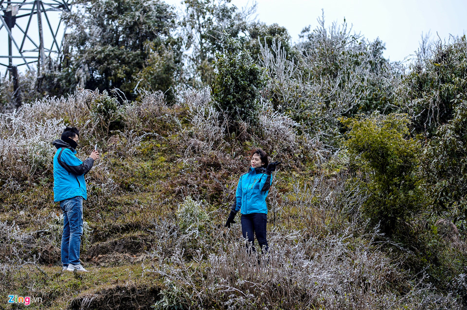 Cận cảnh băng giá kỳ thú ở Sa Pa